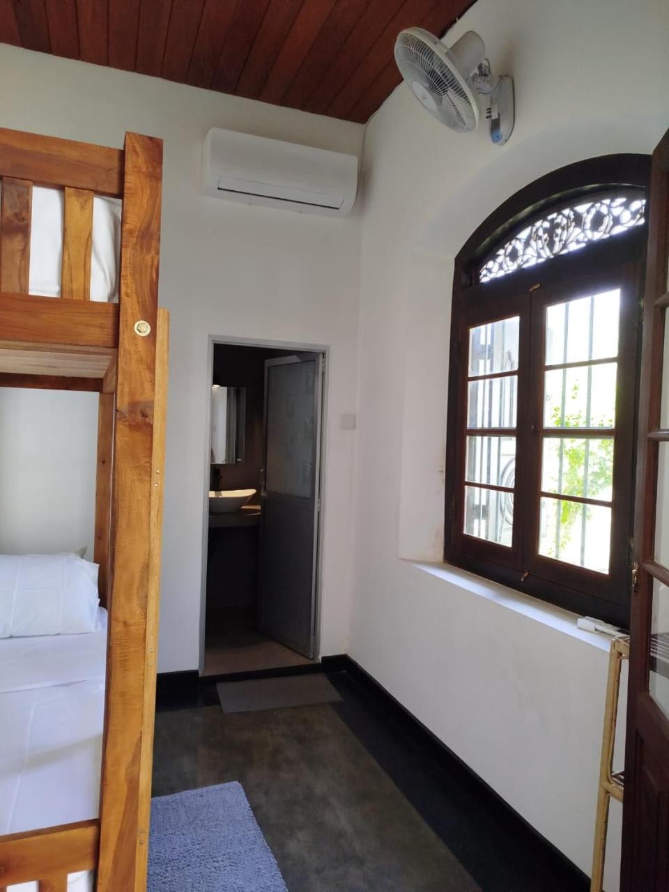 Villa Risithenmi Ahangama Extérieur photo