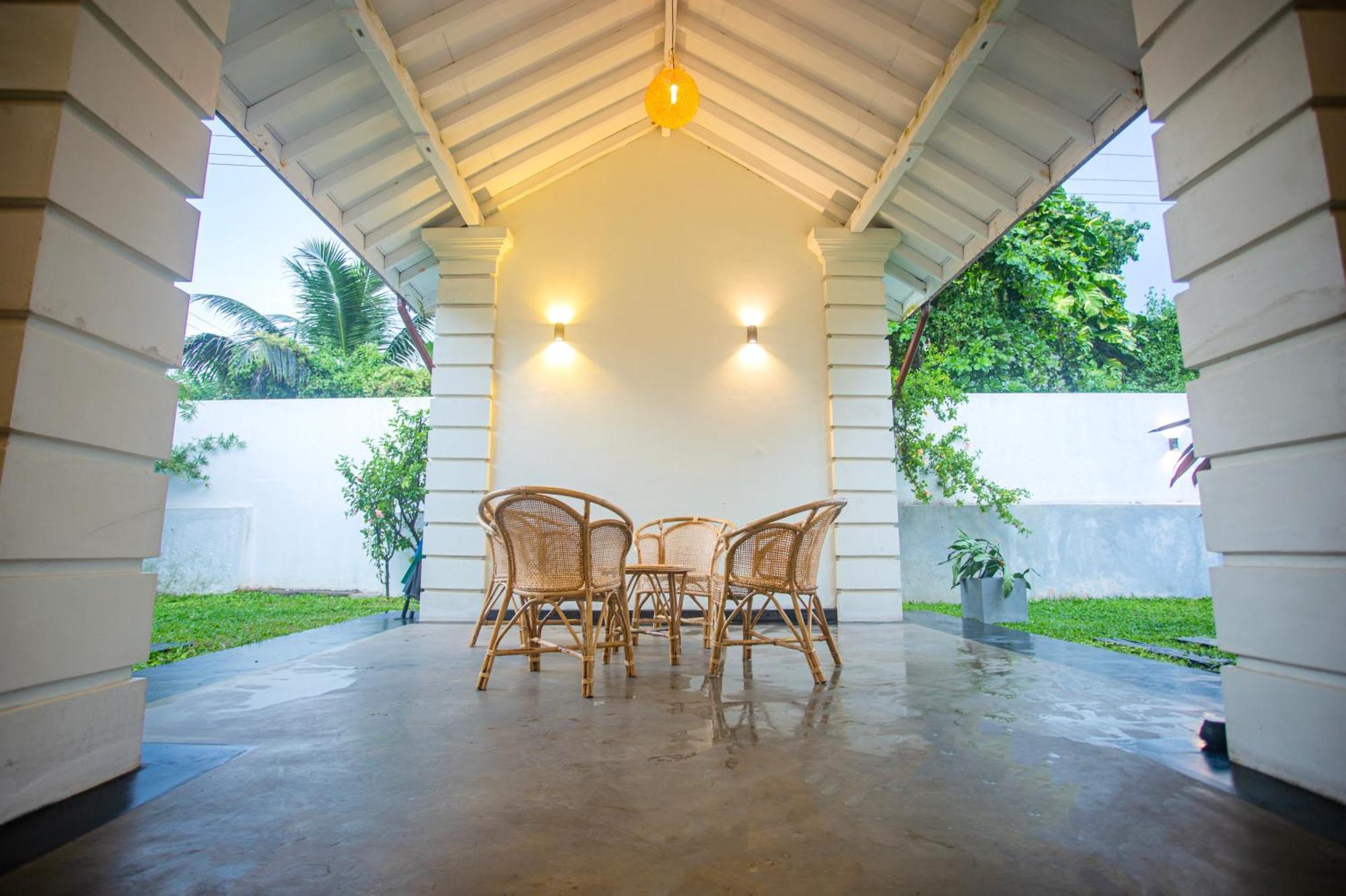 Villa Risithenmi Ahangama Extérieur photo